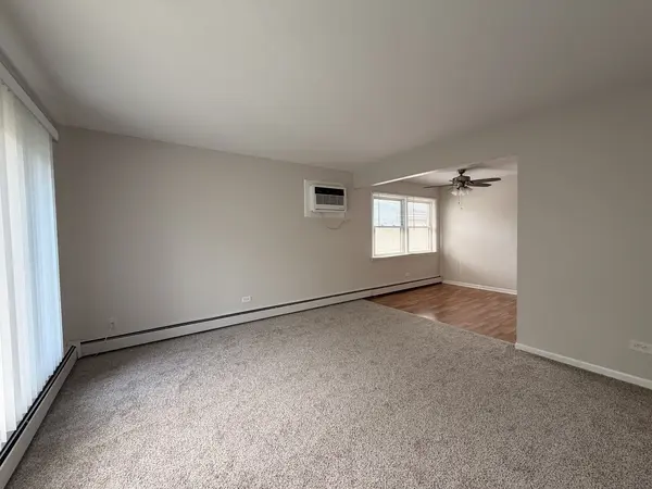 4508 PARK AVE #3C, Brookfield, IL 60513
