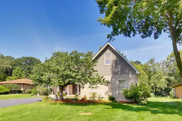 1004 N Harrison ST, Algonquin, IL 60102