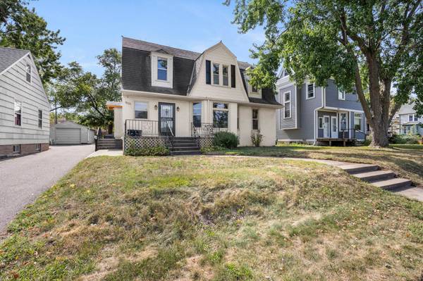 1626 Englewood AVE, Saint Paul, MN 55104