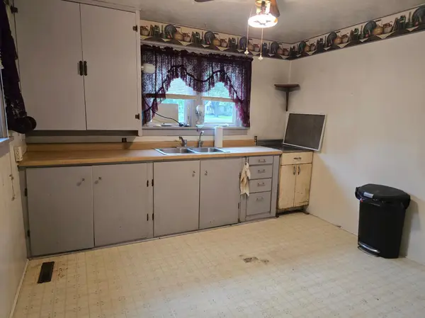 669 2nd AVE, Brewster, MN 56119
