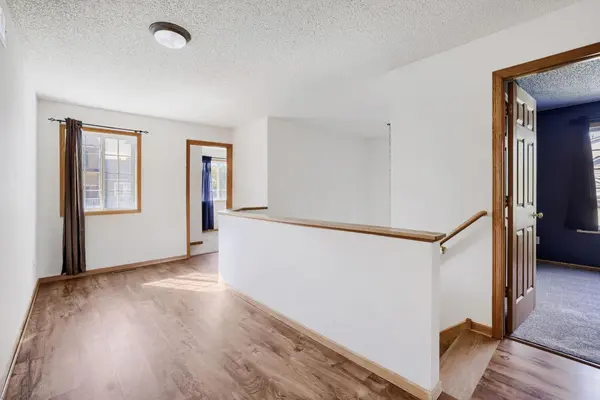 6778 Pine Crest TRL S, Cottage Grove, MN 55016