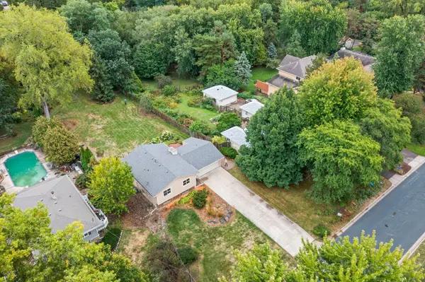 3404 Owasso ST, Shoreview, MN 55126