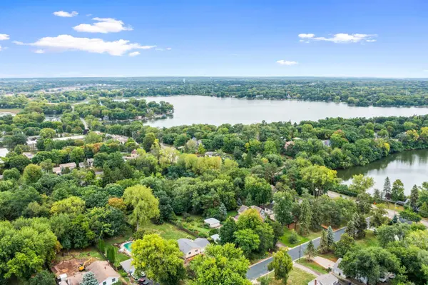 3404 Owasso ST, Shoreview, MN 55126