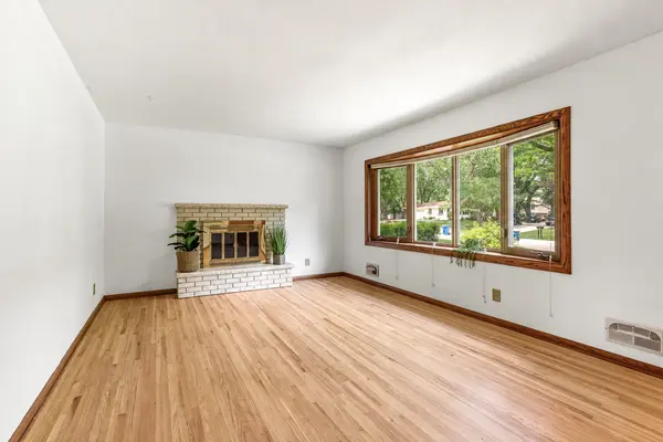 1760 Garland LN N, Plymouth, MN 55447
