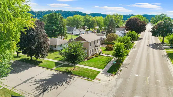 702 S 6th ST, Lake City, MN 55041