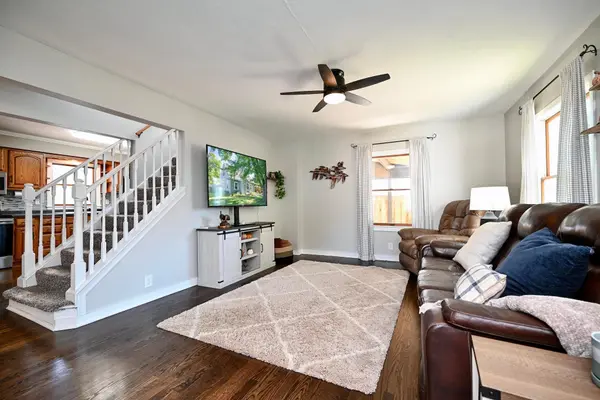 1880 W 5th ST, Winona, MN 55987