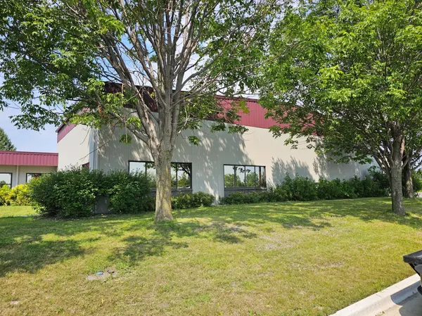 222 20th ST SE, Willmar, MN 56201