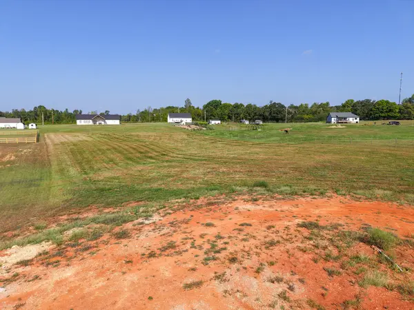 0 Bear Ln, Loretto, TN 38469