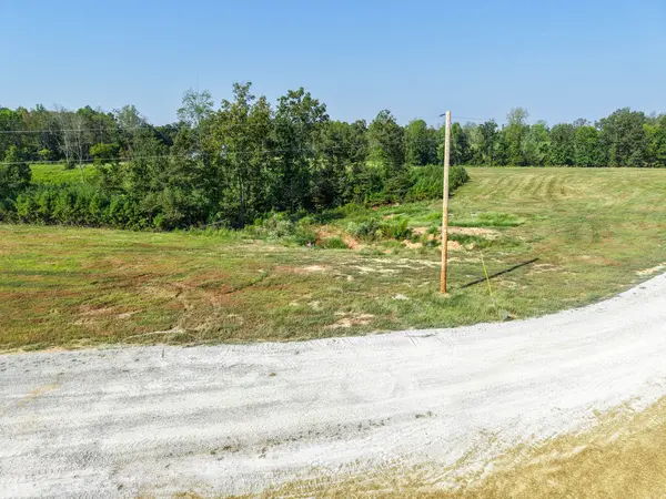 0 Bear Dr, Loretto, TN 38469