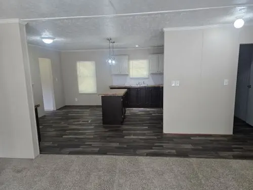233 Sunnyfield Ln, Camden, TN 38320