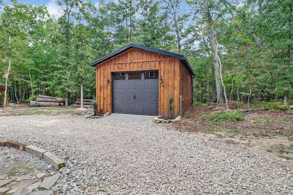 42 Staley Way, Crossville, TN 38555