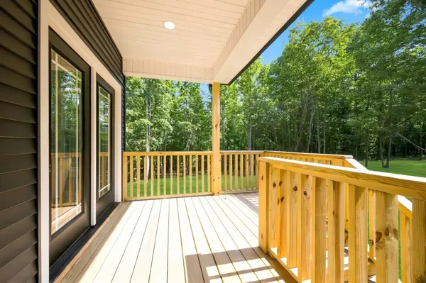 1063 Promise Land Road, Charlotte, TN 37036