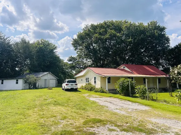 3595 Powers Bridge Rd, Manchester, TN 37355