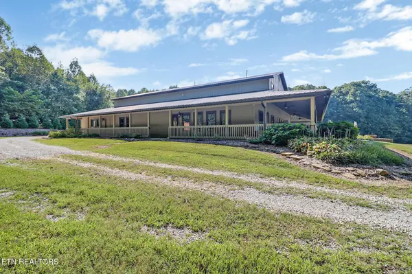 1546 Earl Jones Rd, Crossville, TN 38555