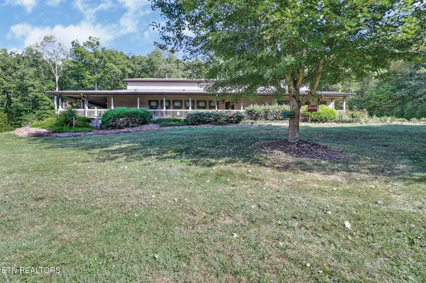 1546 Earl Jones Rd, Crossville, TN 38555