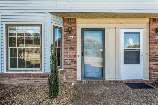 2204 Union Place Court, Columbia, TN 38401