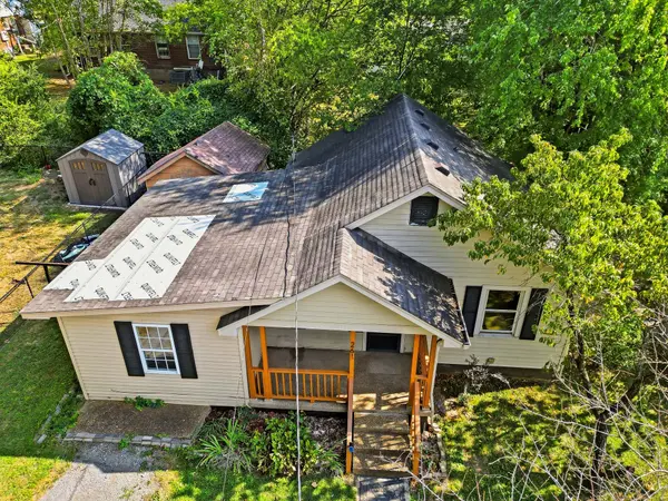 261 E Eastland St, Gallatin, TN 37066