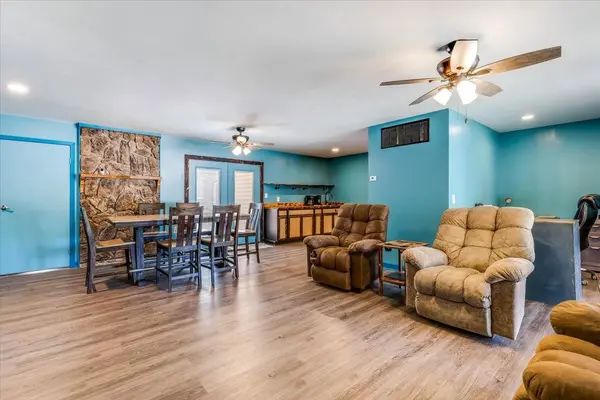 203 Martha Ave, Mulvane, KS 67110-1468