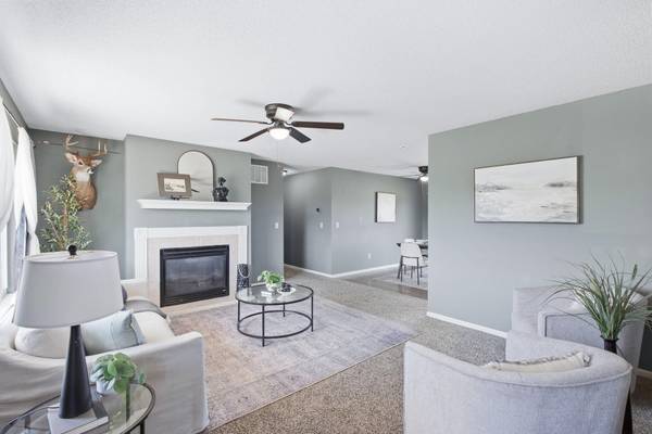 806 W Goldie St, Conway Springs, KS 67031