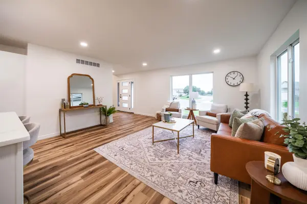 9501 E Stafford Ct, Wichita, KS 67207