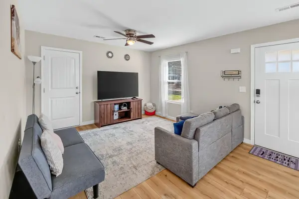 346 Skyline RD, Greer, SC 29651-6212