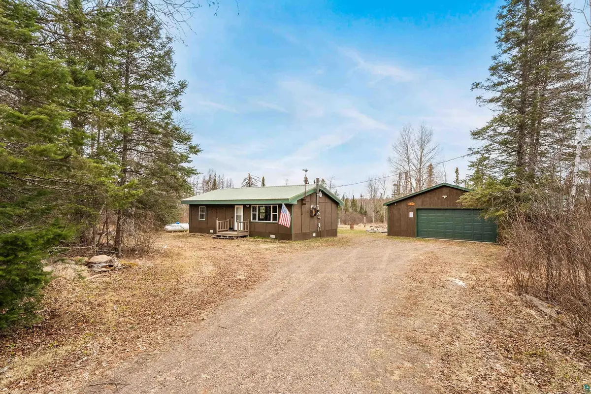 6081 Murphy Lake Rd, Brimson, MN 55602