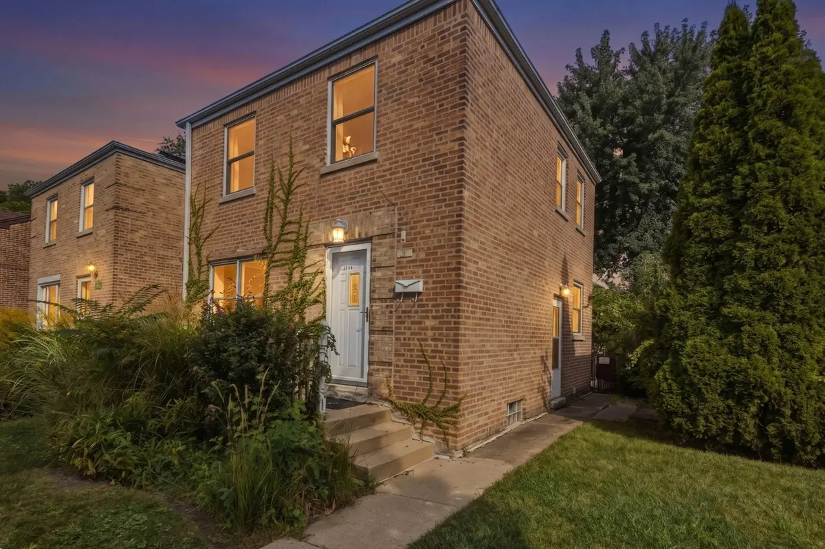 3836 Hull ST, Skokie, IL 60076