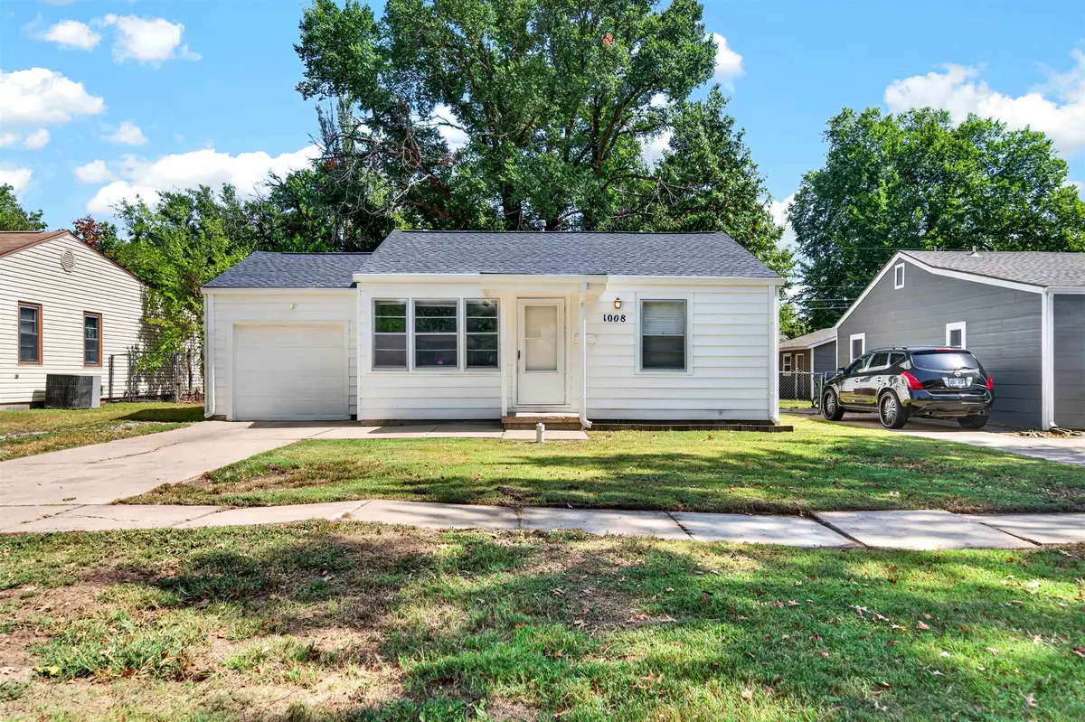 1008 Waverly St, Wichita, KS 67218