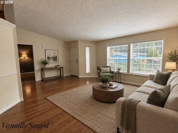 242 CANYON VIEW DR, Lafayette, OR 97127