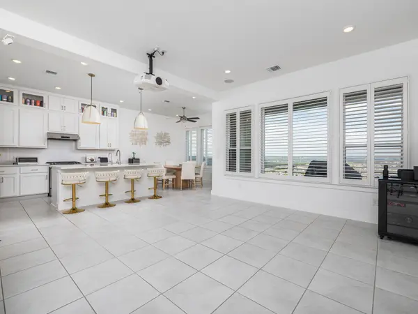 20 Maybury WAY, Lakeway, TX 78738