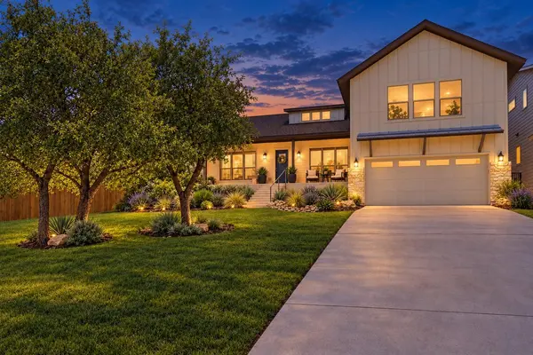 10129 Longhorn SKWY, Dripping Springs, TX 78620