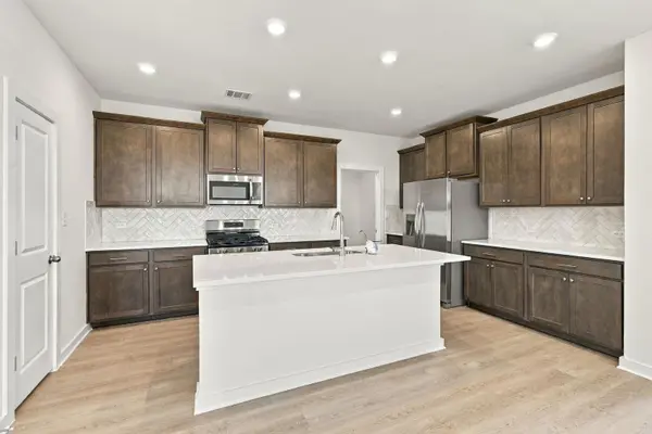 104 Rock Daisy TRL, Hutto, TX 78634