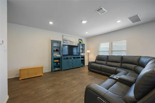 358 Frogmore LOOP, Kyle, TX 78640