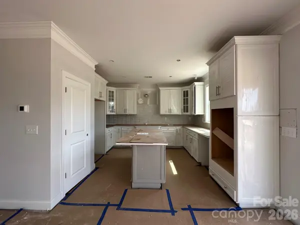 15210 First Broad RD, Huntersville, NC 28078