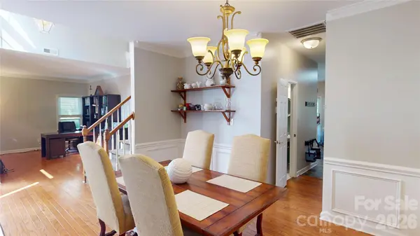 1606 Thornblade Ridge DR, Matthews, NC 28105