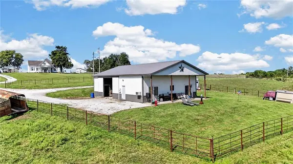 4845 SW Springtown RD, Plattsburg, MO 64477