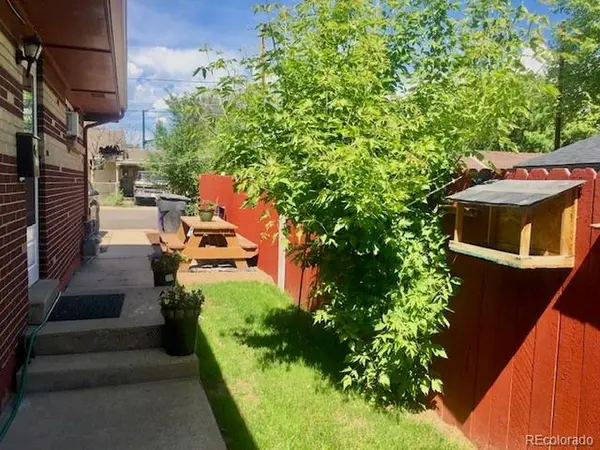 566 S Patton, Denver, CO 80219