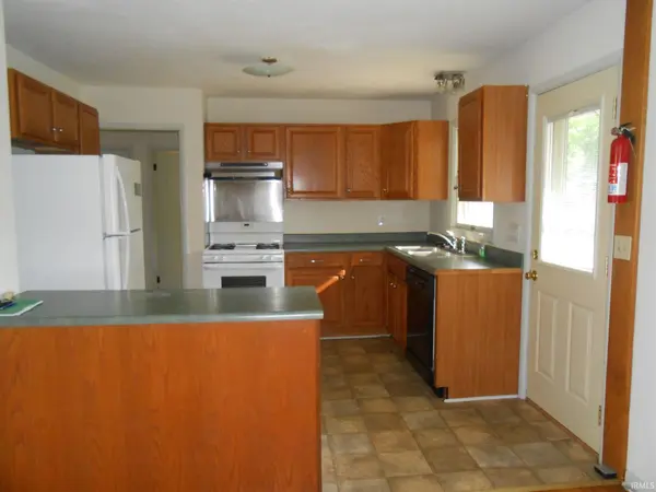 107 S Hillsdale DR, Bloomington, IN 47401