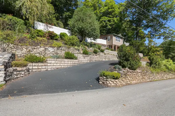22 Harper ST, Lake Peekskill, NY 10537