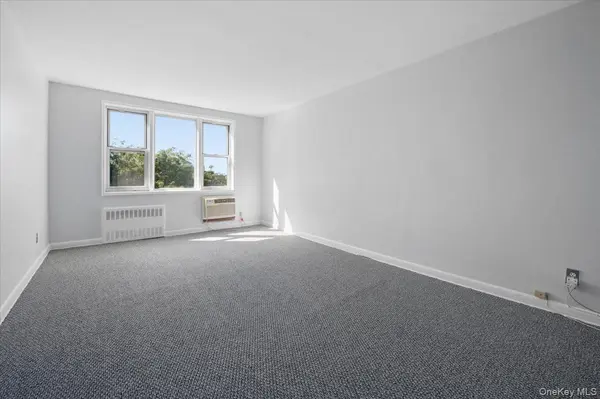 3 Sadore LN #6C, Yonkers, NY 10710