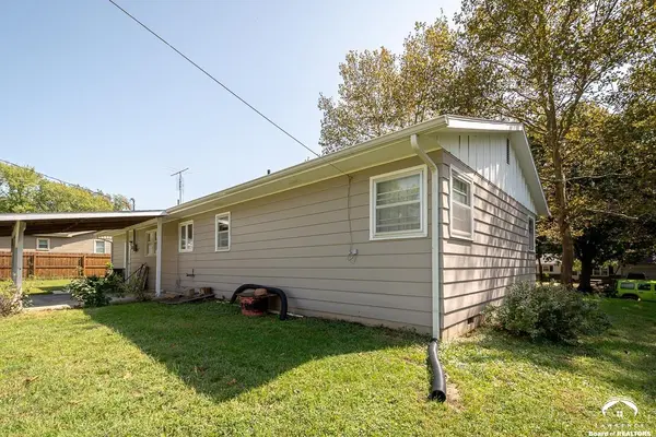 602 Warren ST, Oskaloosa, KS 66066