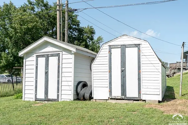 602 Warren ST, Oskaloosa, KS 66066