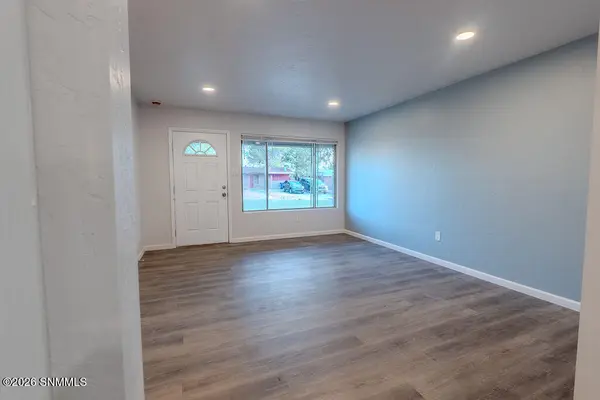 1335 Myrtle DR, Las Cruces, NM 88001
