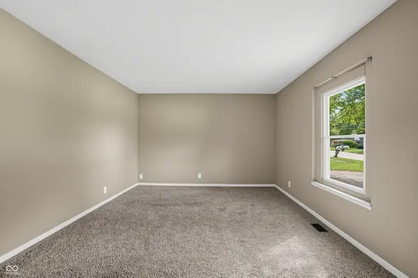 8430 Skyway DR, Indianapolis, IN 46219