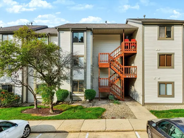 8158 Shorewalk DR #A, Indianapolis, IN 46236