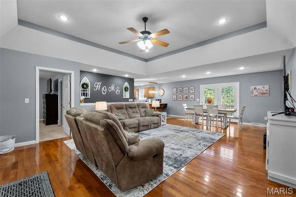 102 Stull DR, Benton, MO 63736