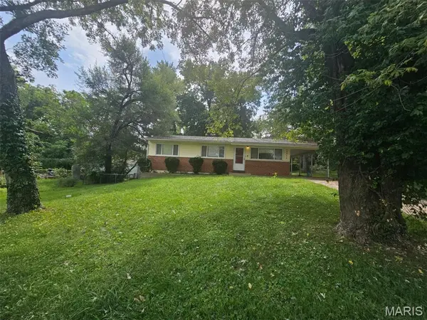 10214 Northland Hills CT, St Louis, MO 63136