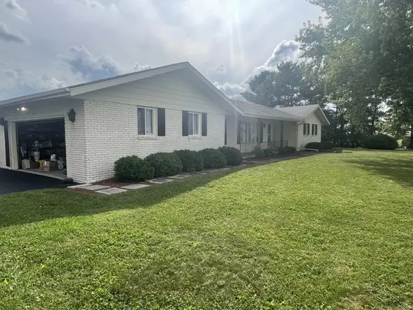 535 County Road 2900 RD, Fisher, IL 61843