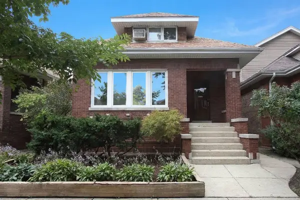 6525 N WASHTENAW AVE, Chicago, IL 60645