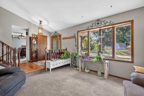 3818 Hobson AVE, Davenport, IA 52802